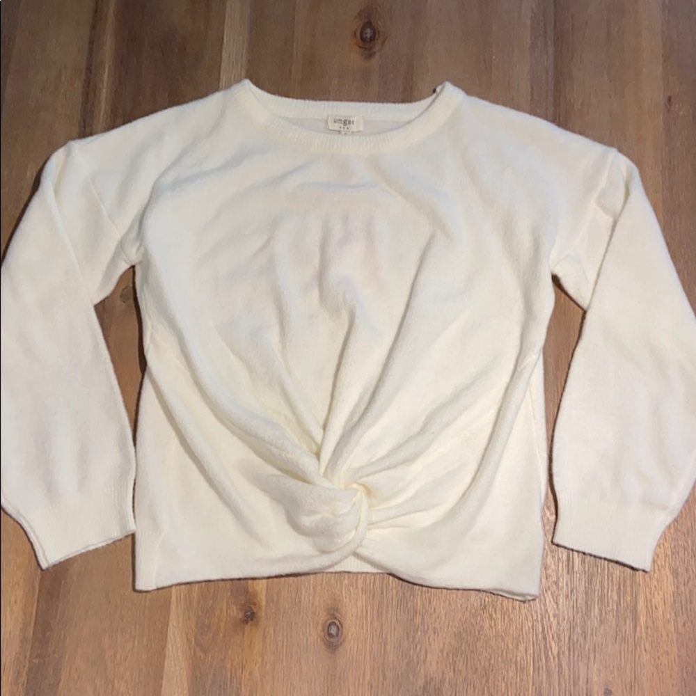 Umgee Twist-front Sweater